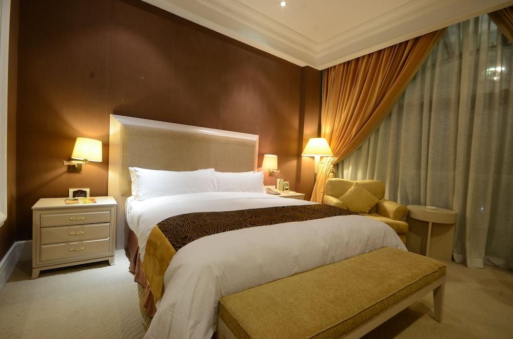 Mabalacat Fontana Hotel And Villas - Fontana Hot Spring Leisure Parks מראה חיצוני תמונה