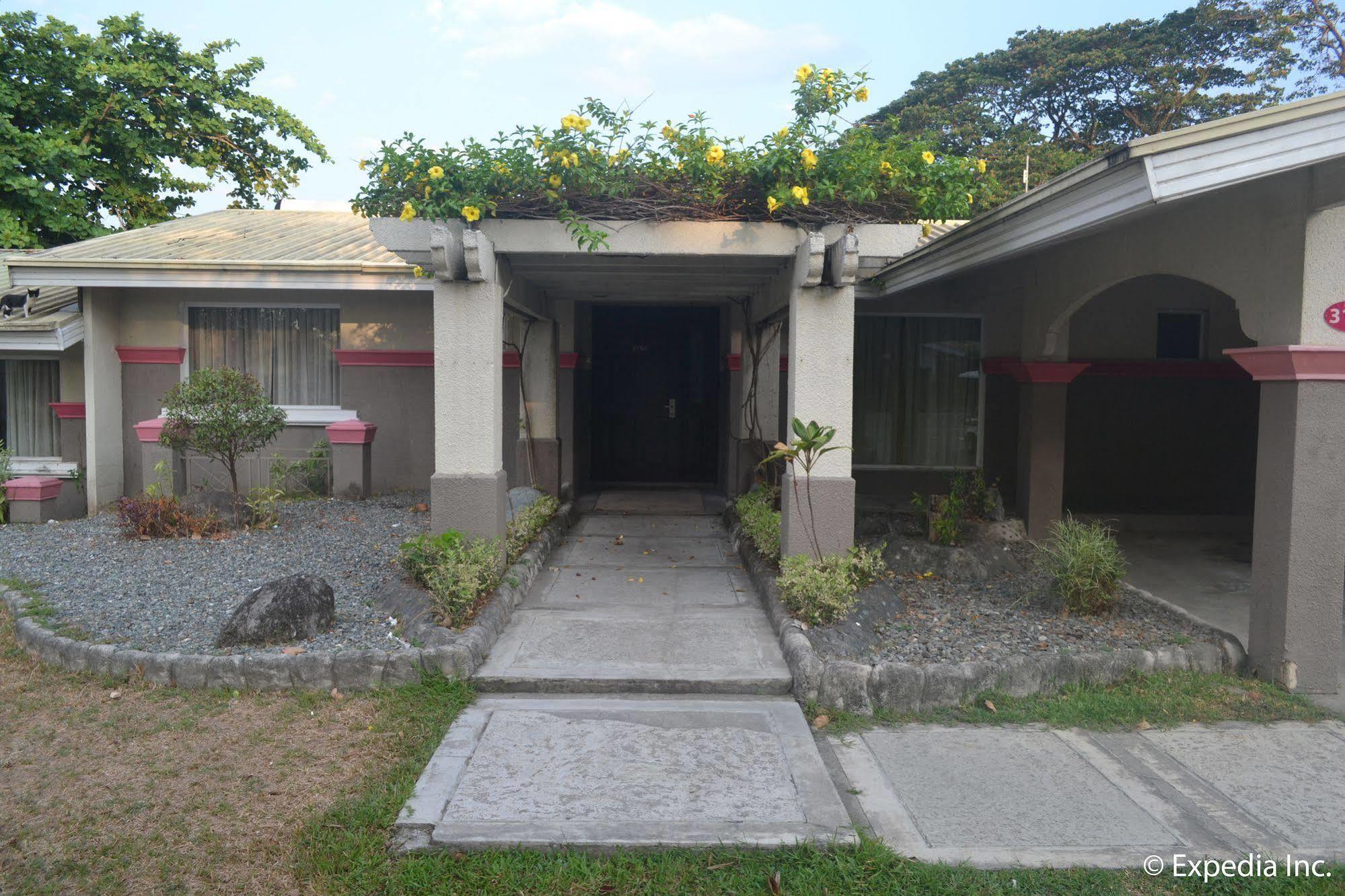 Mabalacat Fontana Hotel And Villas - Fontana Hot Spring Leisure Parks מראה חיצוני תמונה