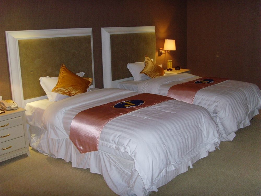 Mabalacat Fontana Hotel And Villas - Fontana Hot Spring Leisure Parks מראה חיצוני תמונה