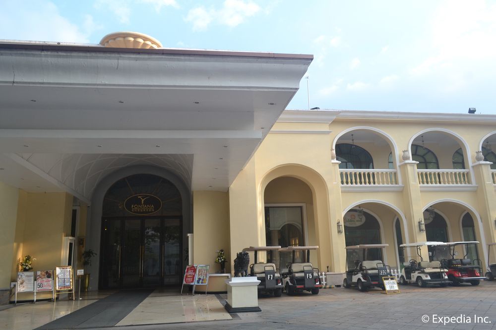 Mabalacat Fontana Hotel And Villas - Fontana Hot Spring Leisure Parks מראה חיצוני תמונה